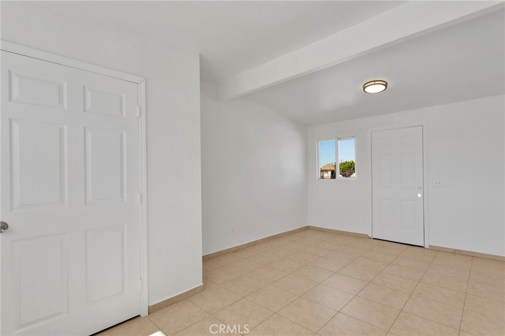 14602 Main Property Photo 6