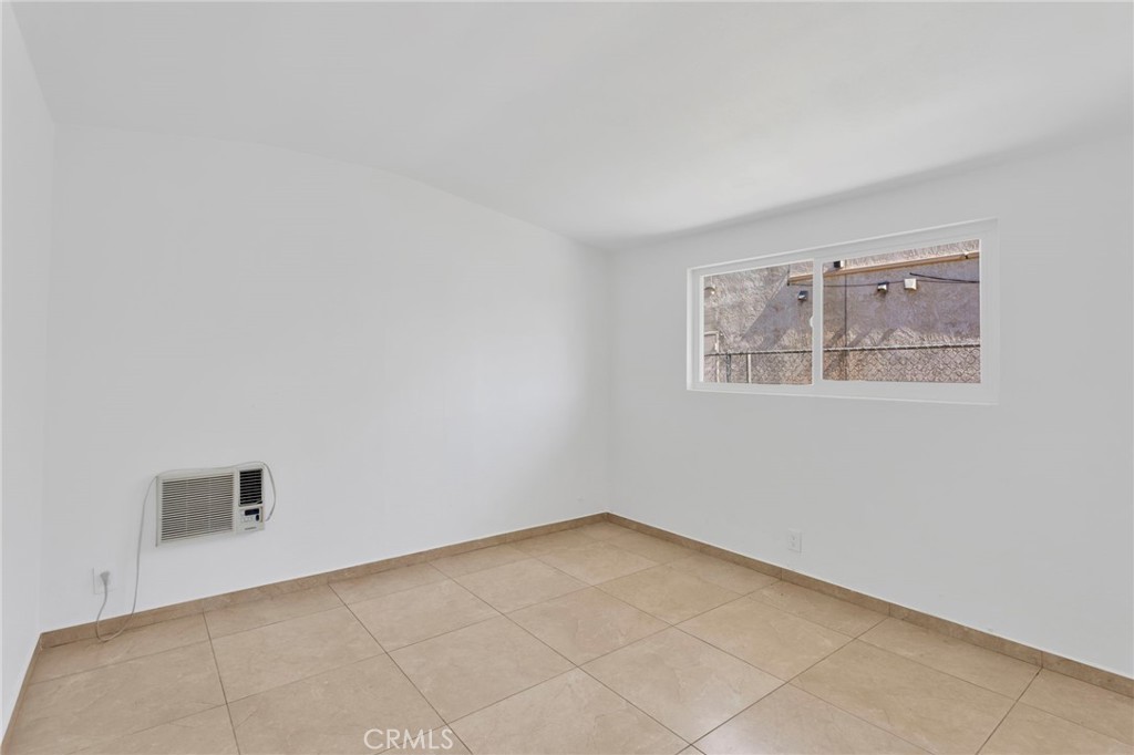 14602 Main Property Photo 9