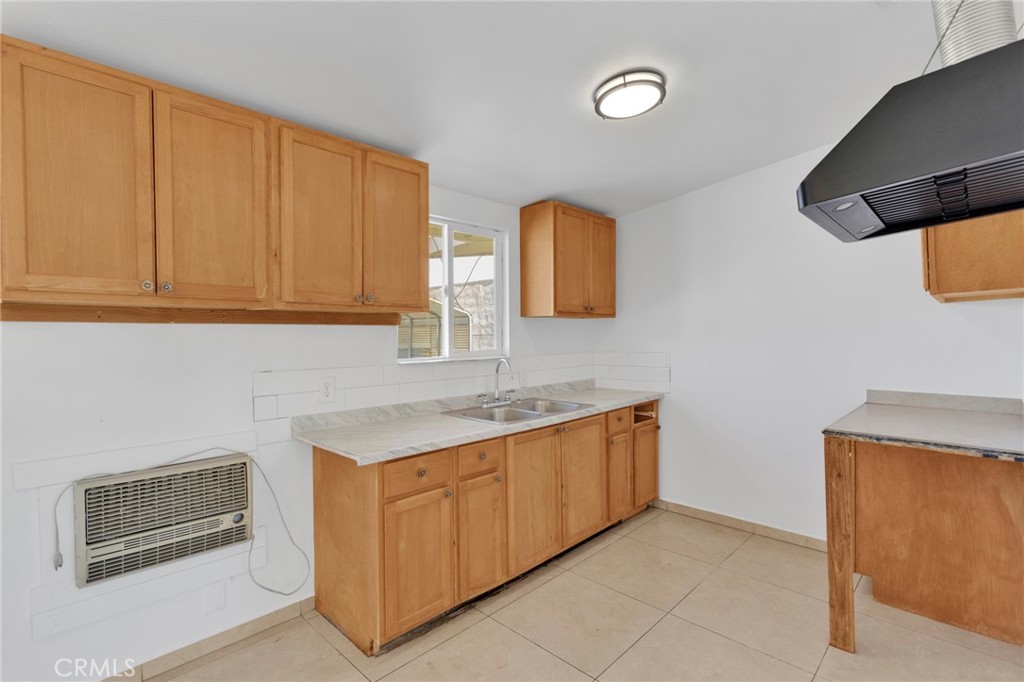 14602 Main Property Photo 12