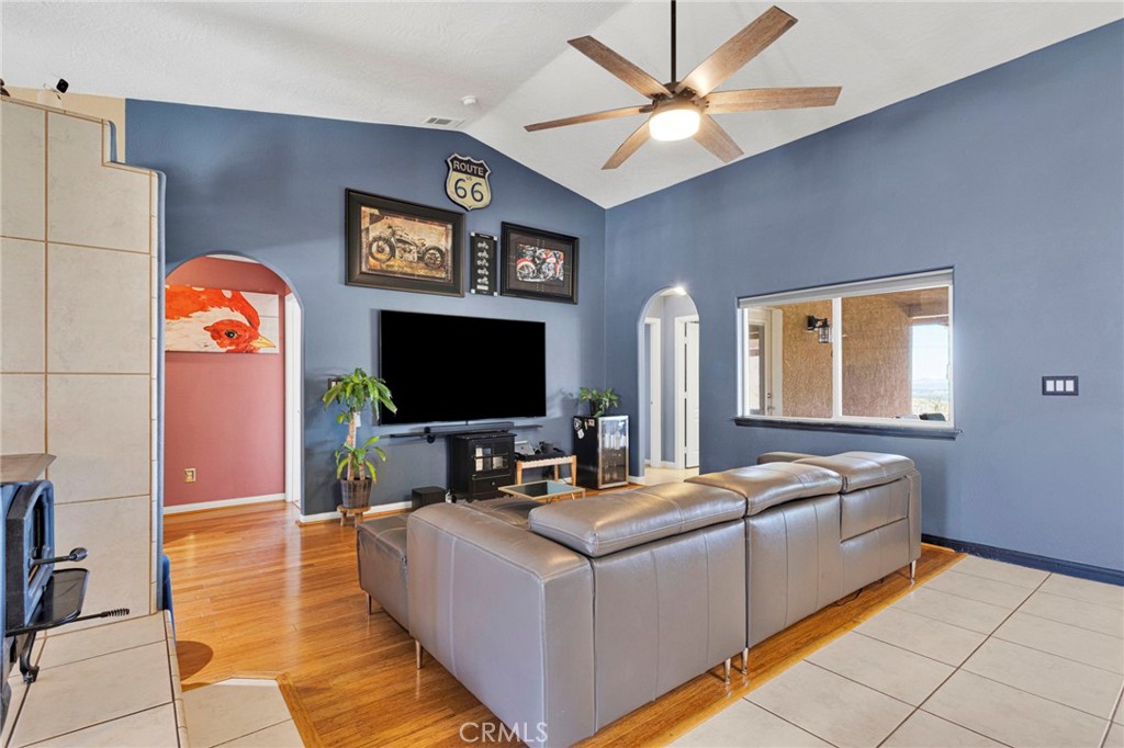 26030 Roundup Way Property Photo 9