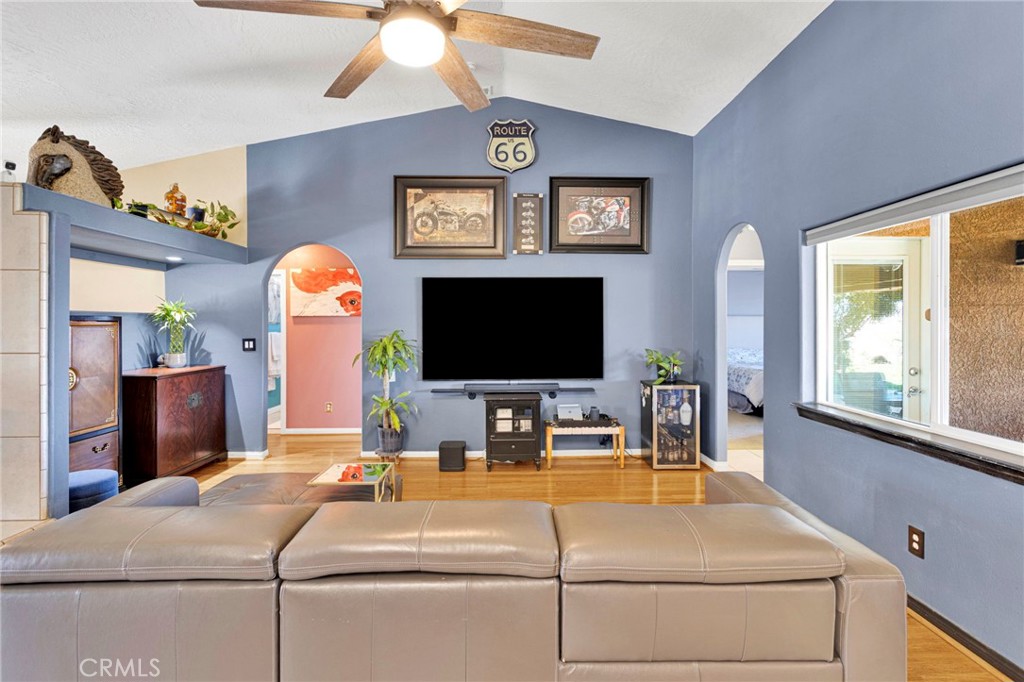26030 Roundup Way Property Photo 11