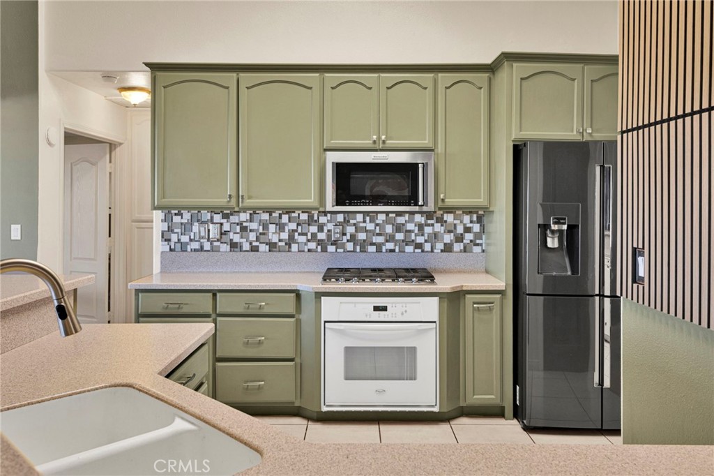 26030 Roundup Way Property Photo 15