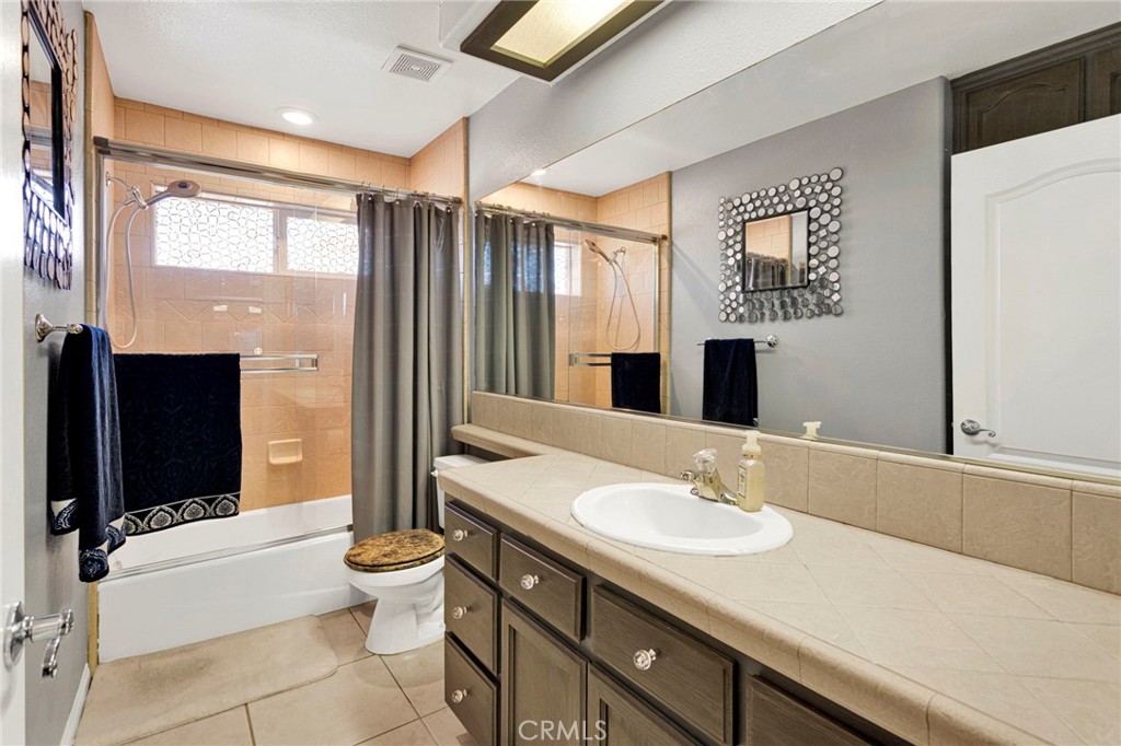 26030 Roundup Way Property Photo 37