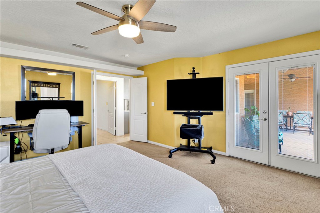 26030 Roundup Way Property Photo 38