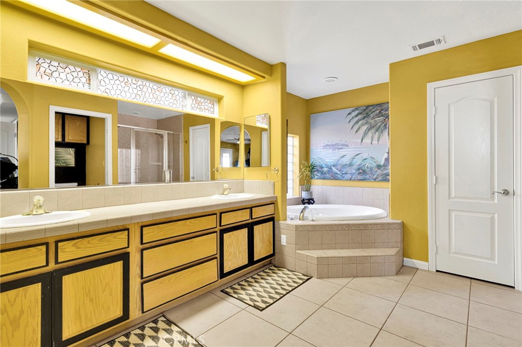 26030 Roundup Way Property Photo 39
