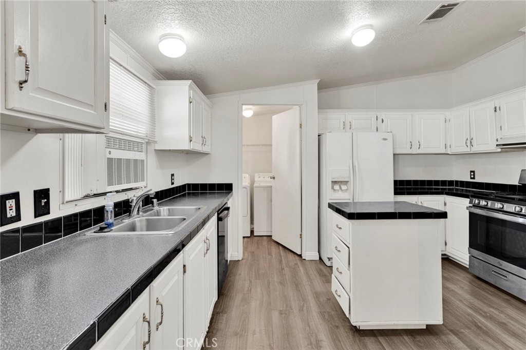 20843 Waalew Road C59 Property Photo 16
