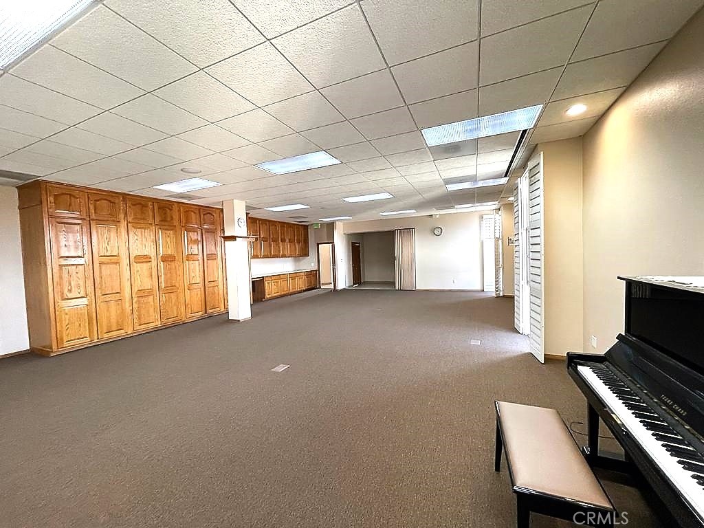 1245 W 6th Street Property Photo 6