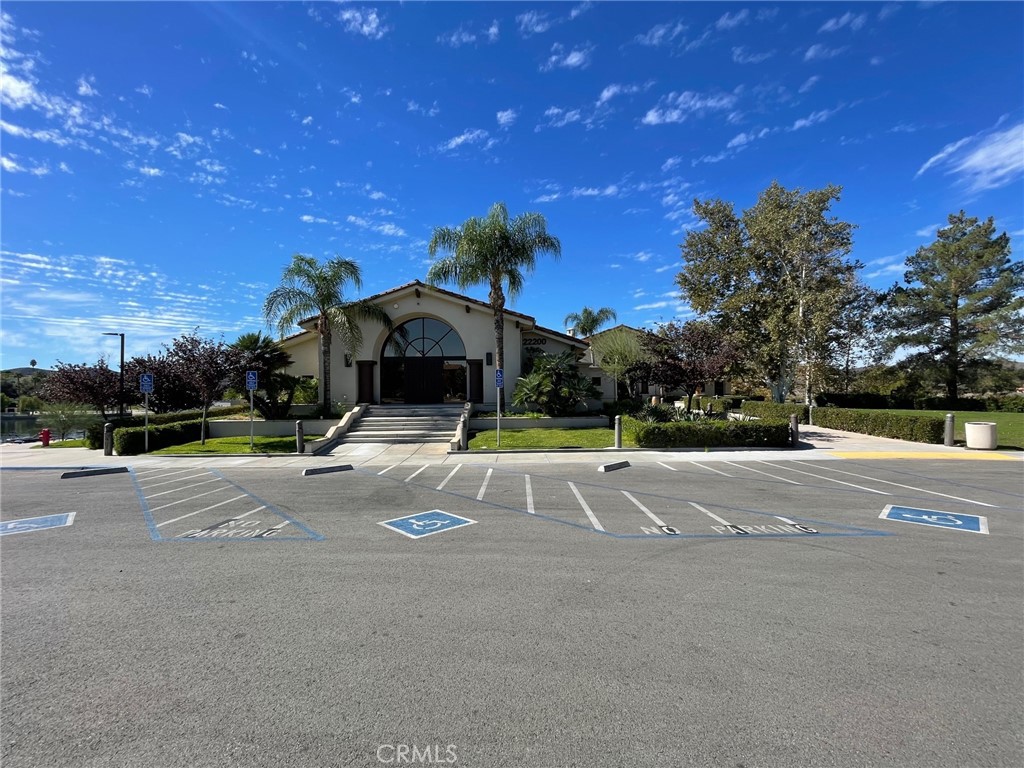 21943 San Joaquin Property Photo 5