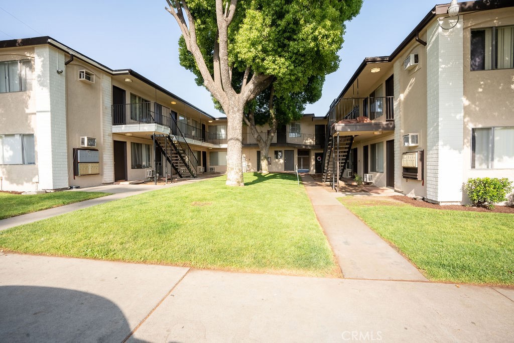 1699 N Arrowhead Avenue Property Photo