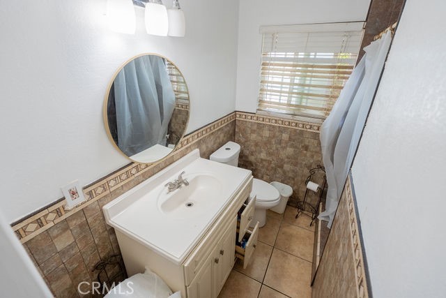 10915 Limonite Avenue Property Photo 9