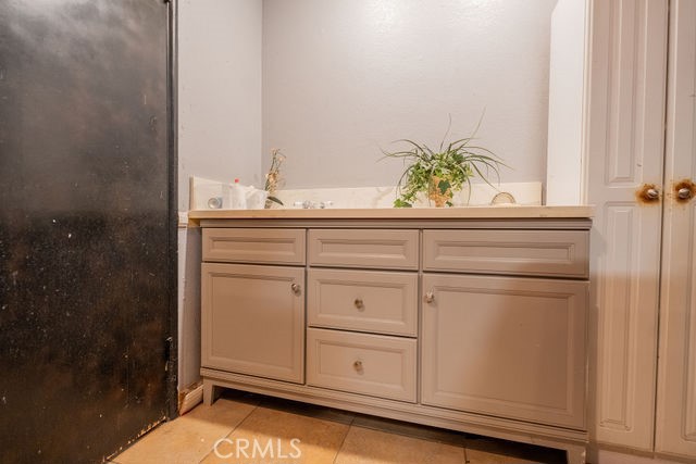 10915 Limonite Avenue Property Photo 16