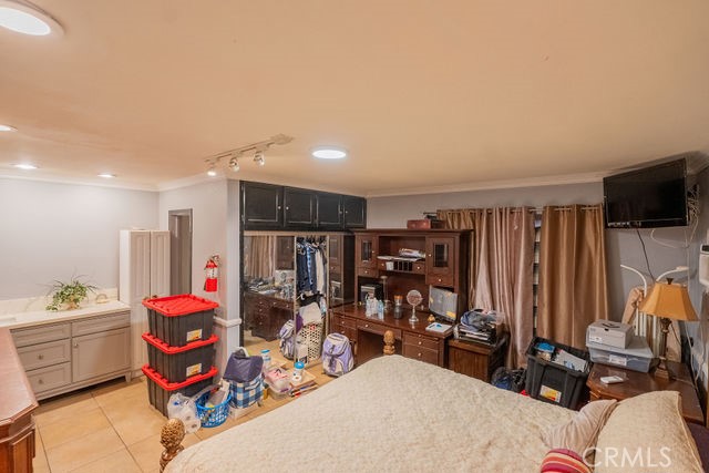 10915 Limonite Avenue Property Photo 18