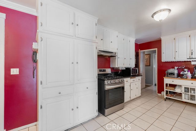 10915 Limonite Avenue Property Photo 23