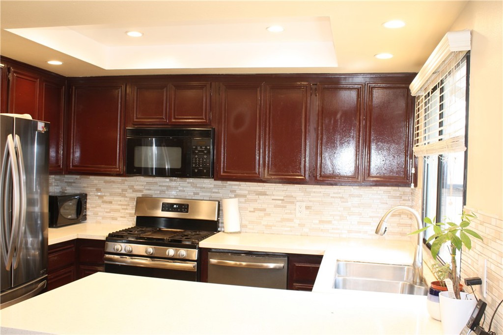 7904 Topanga Canyon Boulevard # 2 Property Photo 6