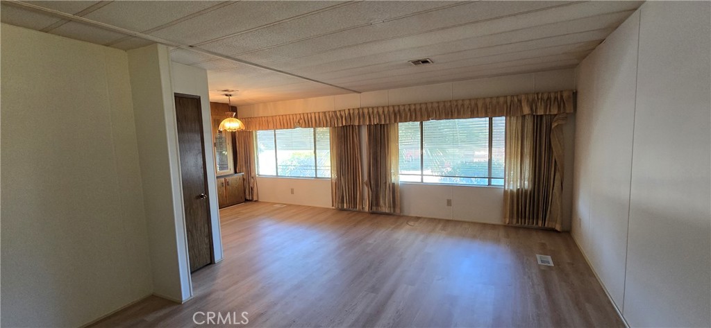 9391 California Avenue 80 Property Photo 7
