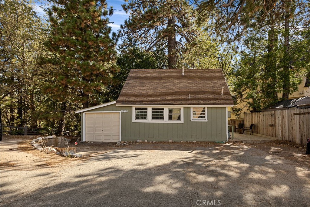 1025 Inspiration Drive Property Photo 2