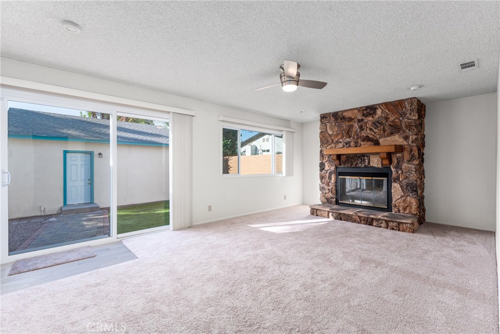 848 N Clifford Avenue Property Photo 14