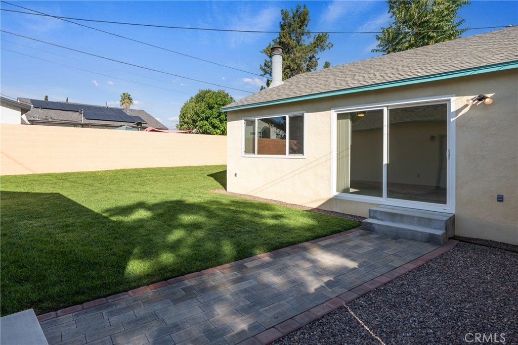 848 N Clifford Avenue Property Photo 32