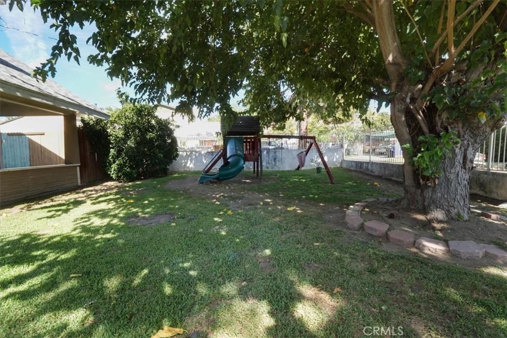 2118 Pepper Dr. Property Photo 2