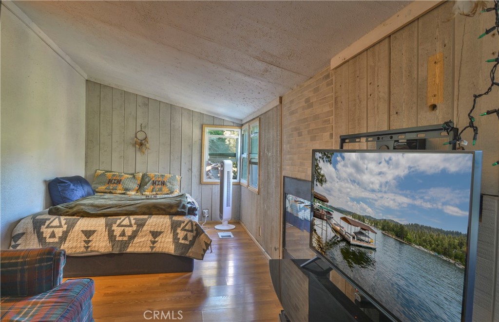 794 Virginia Court Property Photo 2
