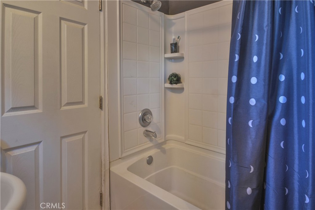 794 Virginia Court Property Photo 7