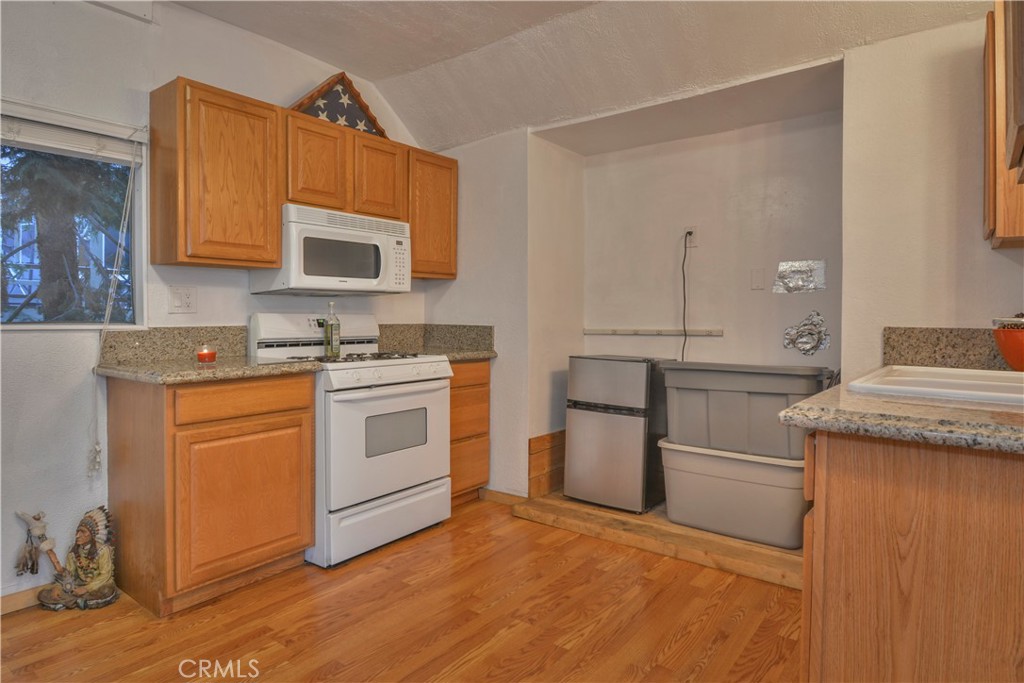 794 Virginia Court Property Photo 8