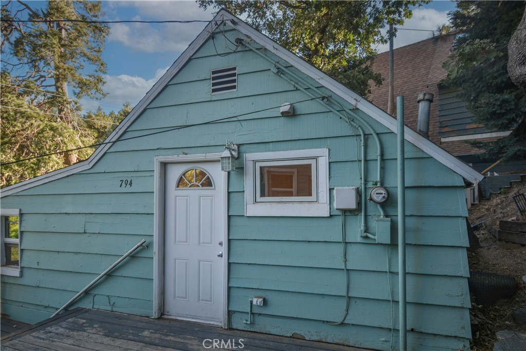 794 Virginia Court Property Photo 11