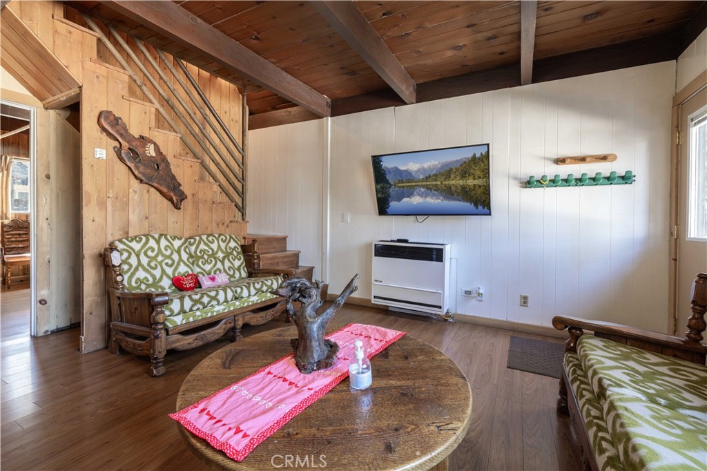 726 Maltby Boulevard Property Photo 3