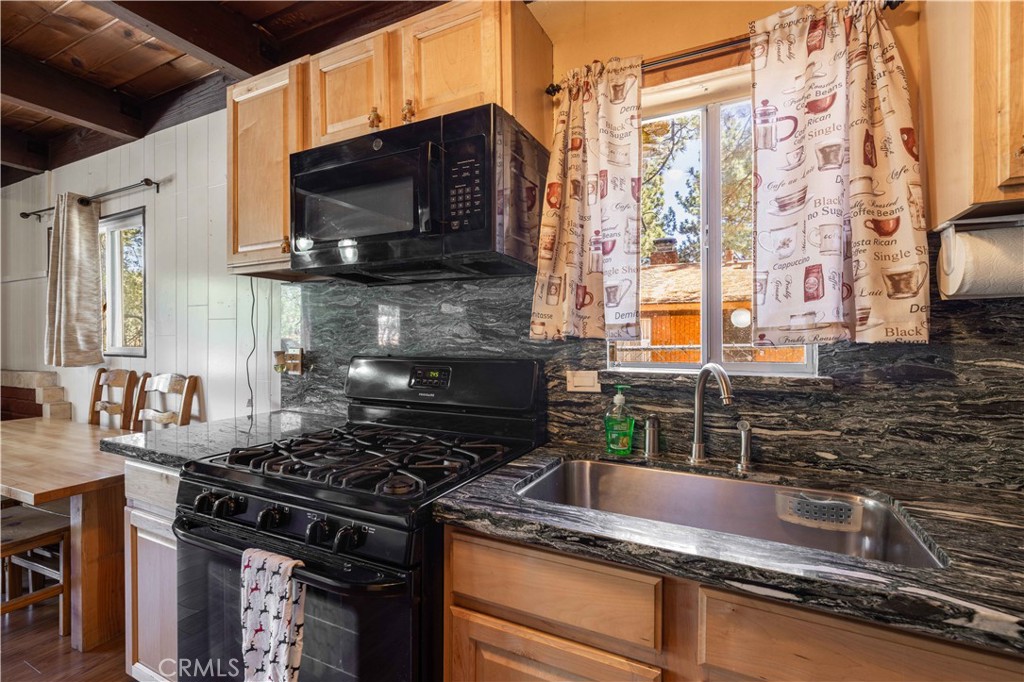 726 Maltby Boulevard Property Photo 4