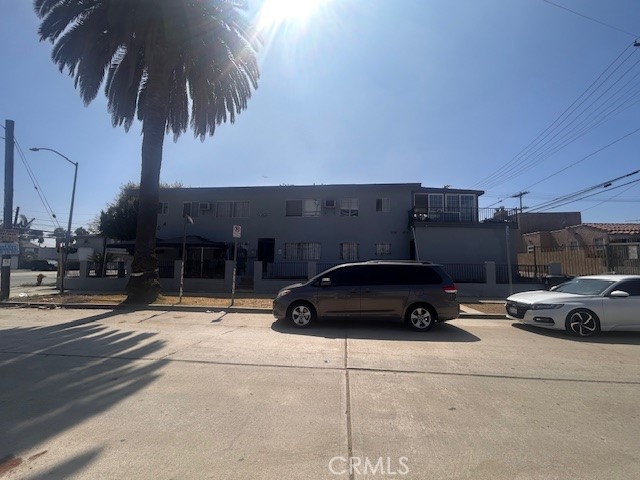 1404 W 89th Street 4 Property Photo 2
