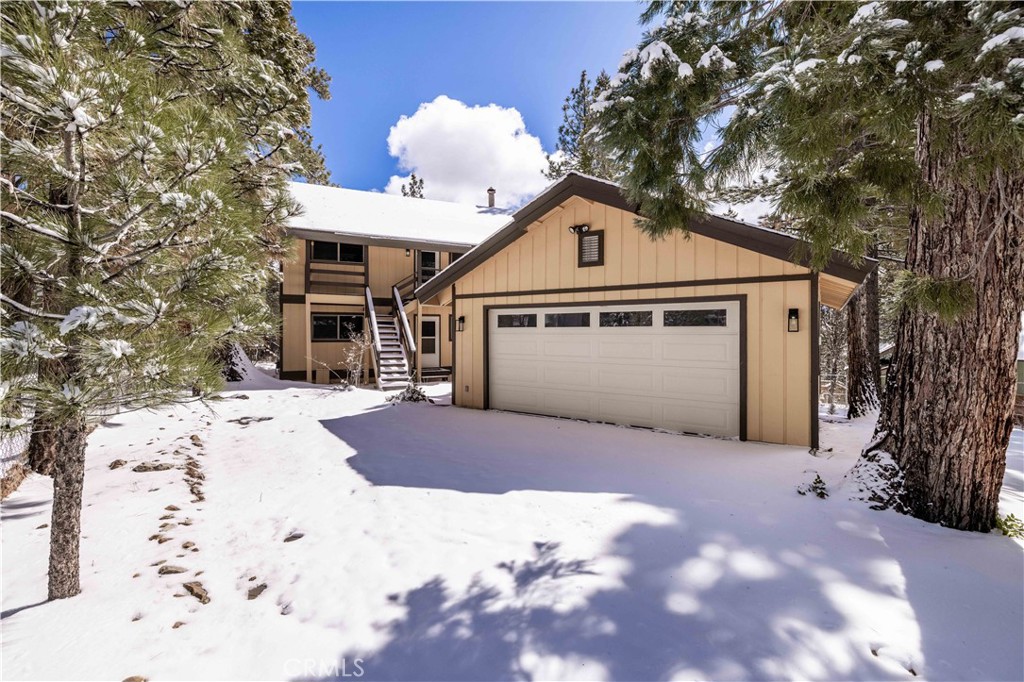 1006 Feather Mountain Dr Property Photo 1