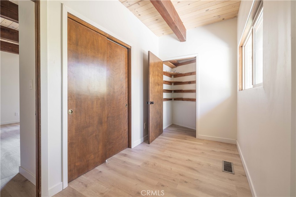 1006 Feather Mountain Dr Property Photo 14