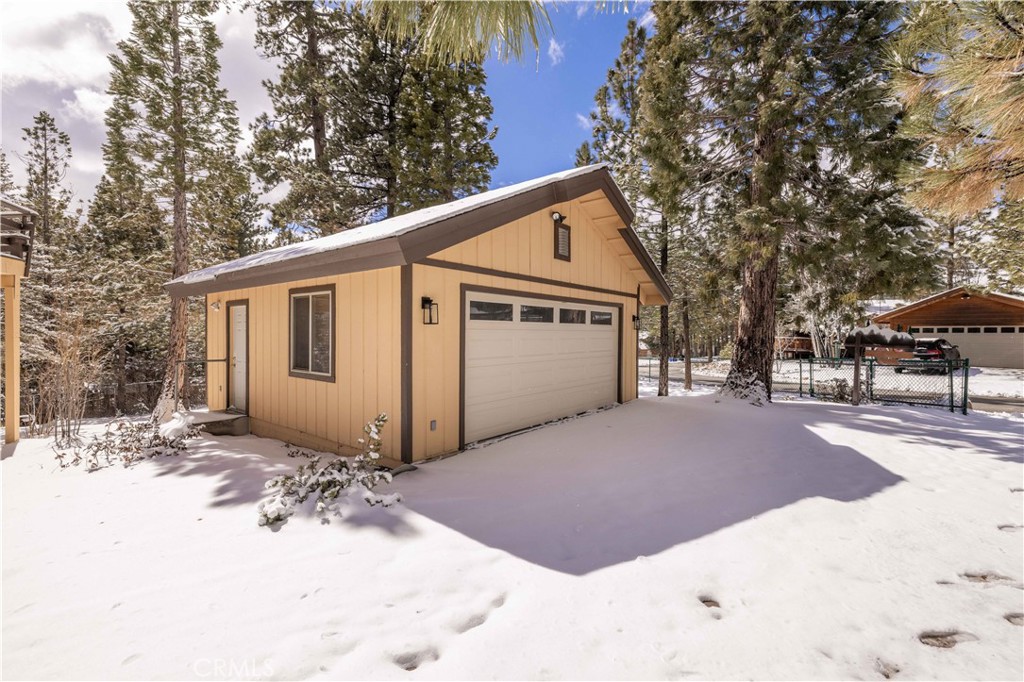 1006 Feather Mountain Dr Property Photo 24