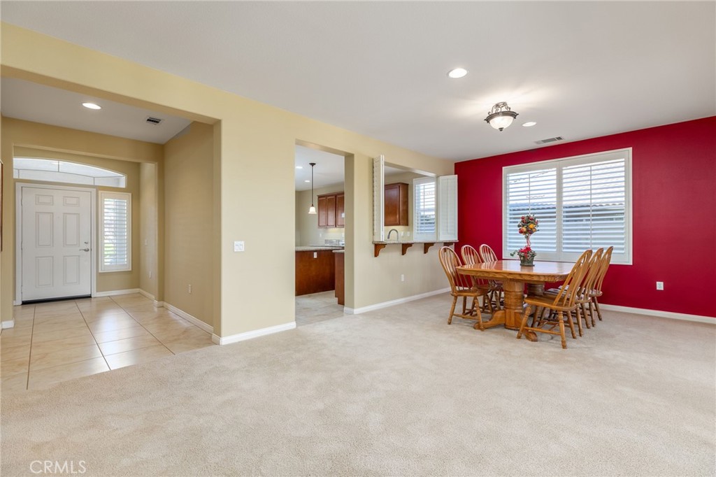 454 Glacier Park Property Photo 7