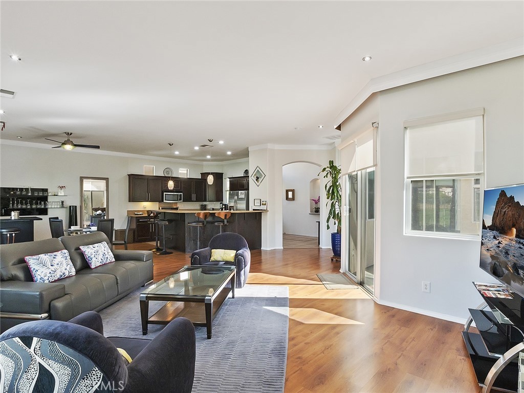 48957 Heifitz Drive Property Photo 3