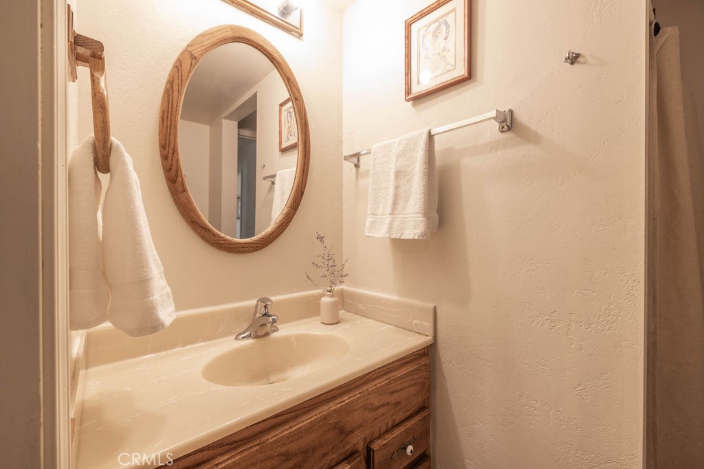 755 Holmes Lane Property Photo 27