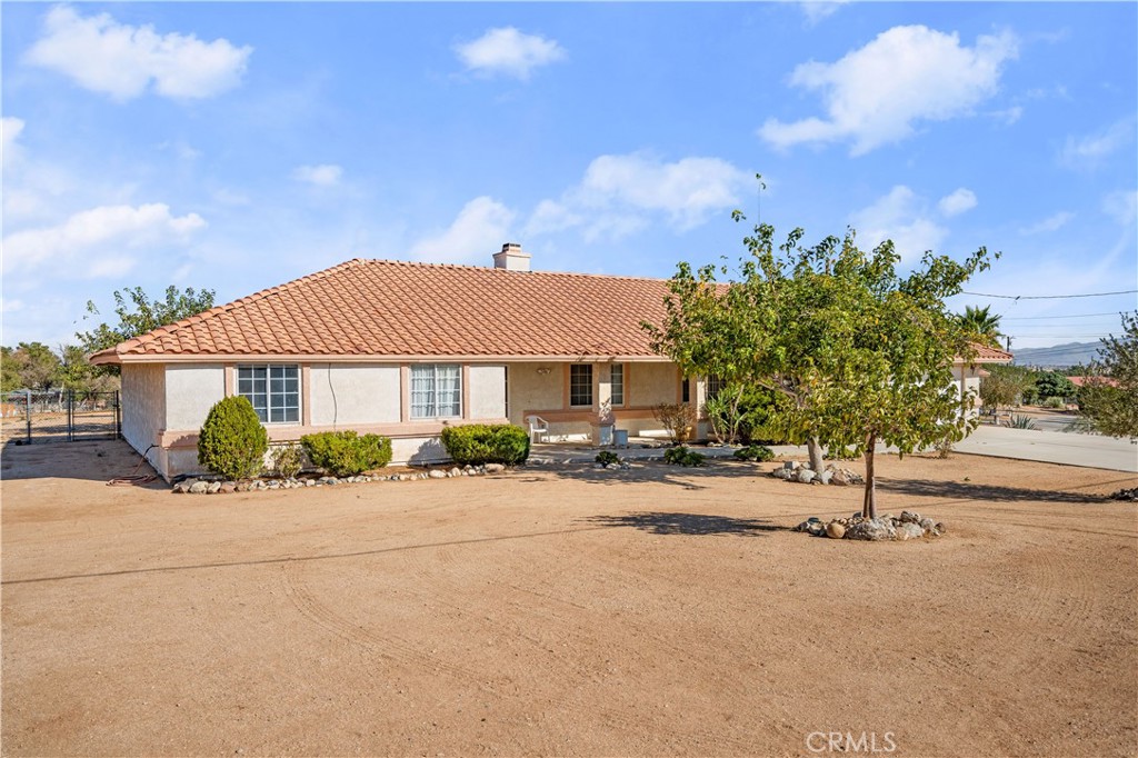 18080 Lemon Street Property Photo 4
