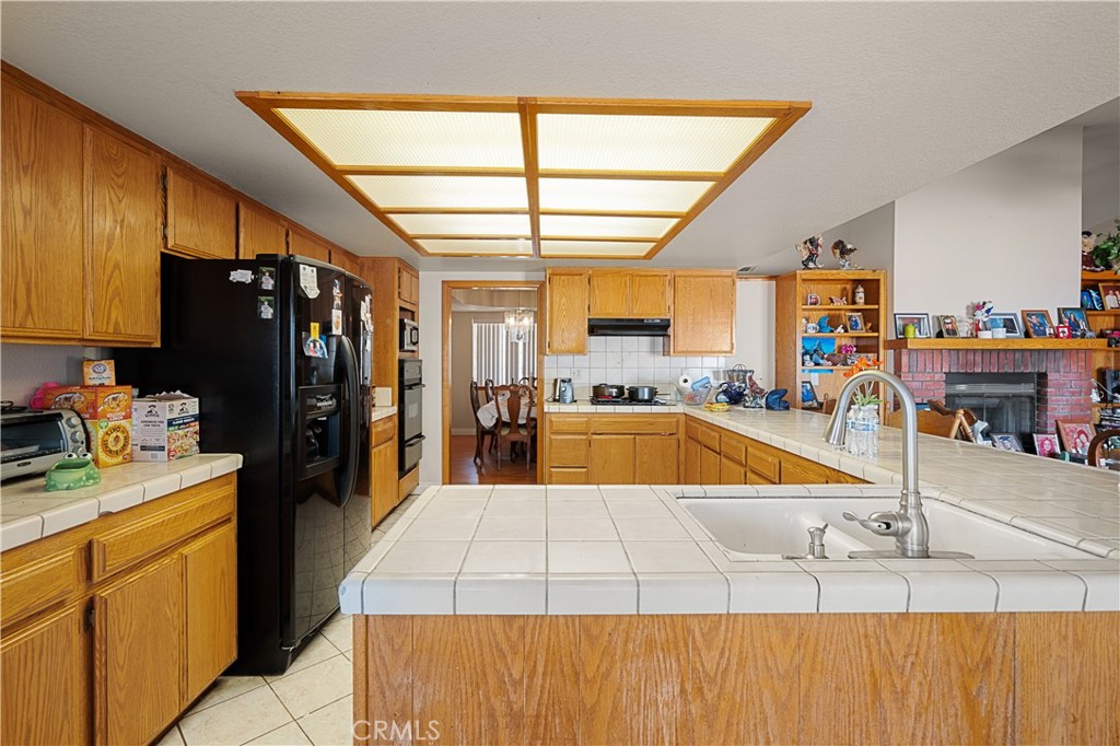 18080 Lemon Street Property Photo 13