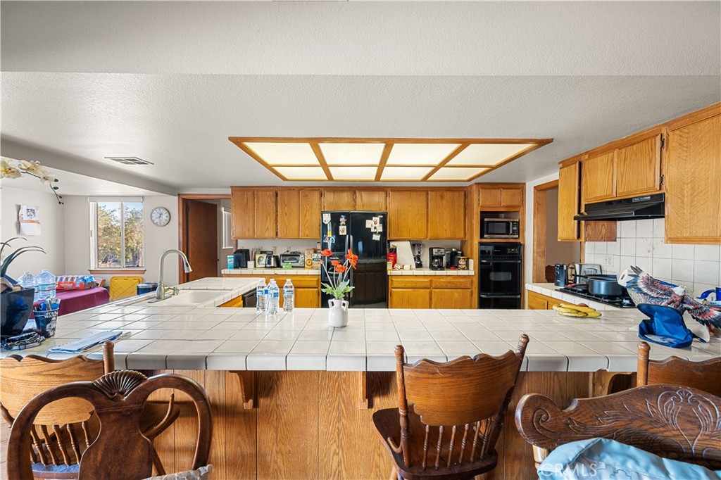 18080 Lemon Street Property Photo 15
