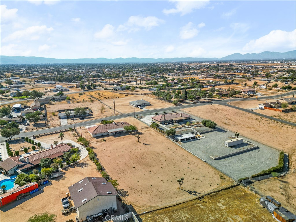 18080 Lemon Street Property Photo 33