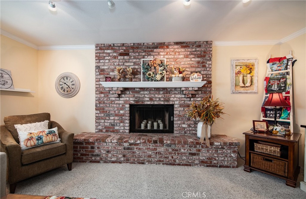 410 Hastings Street Property Photo 6