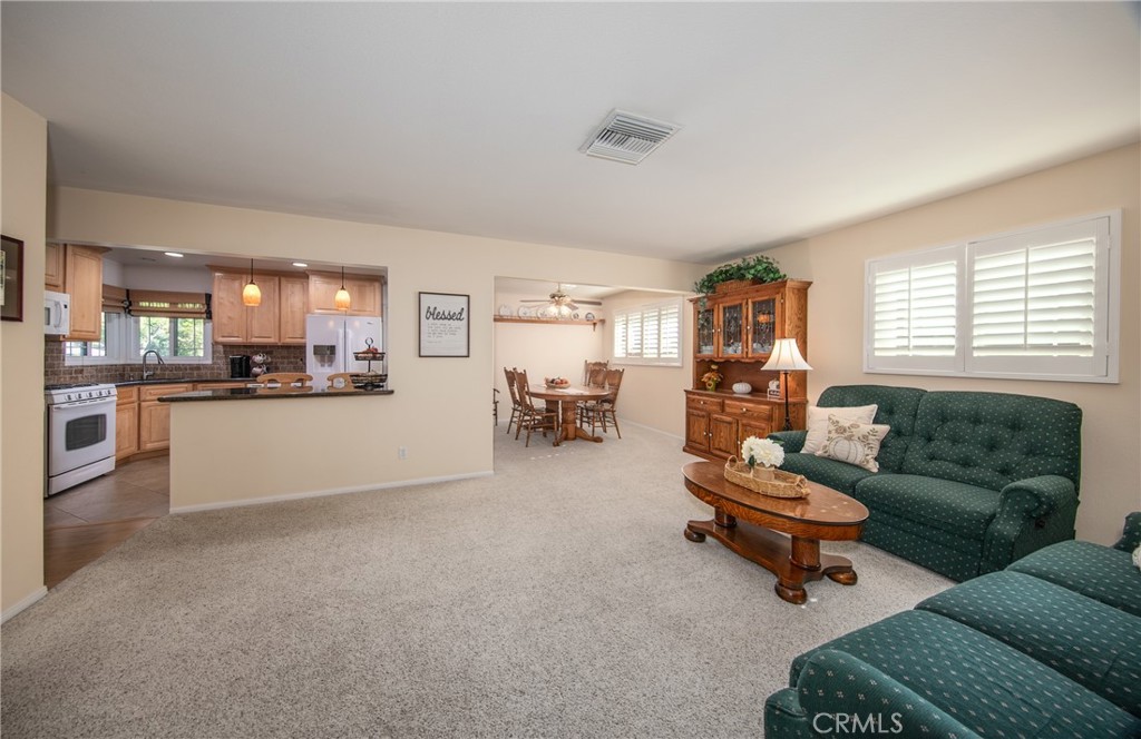 410 Hastings Street Property Photo 10