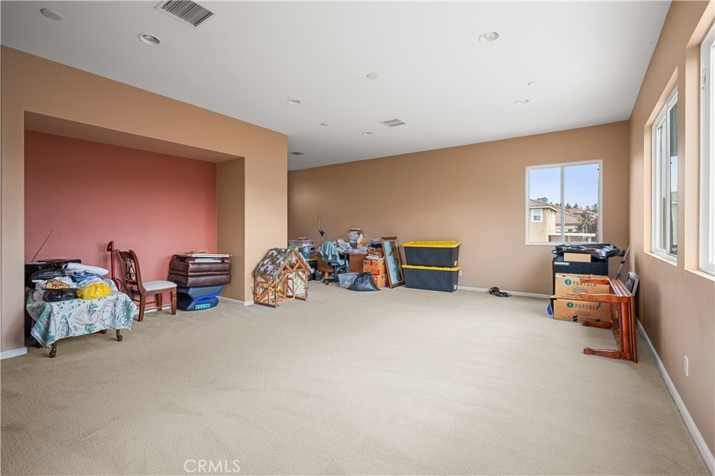 37949 Mulligan Drive Property Photo 40