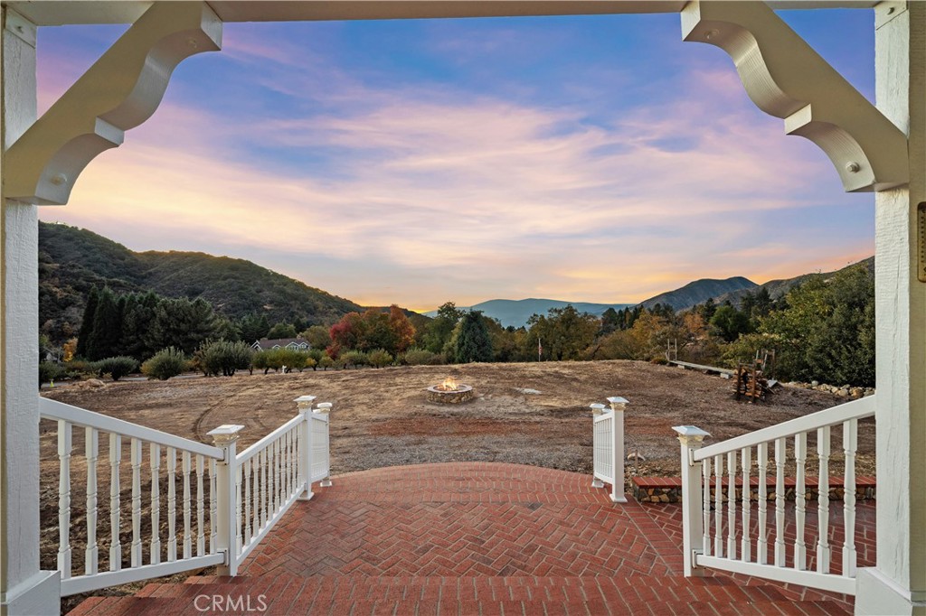 39327 Oak Glen Road Property Photo 15