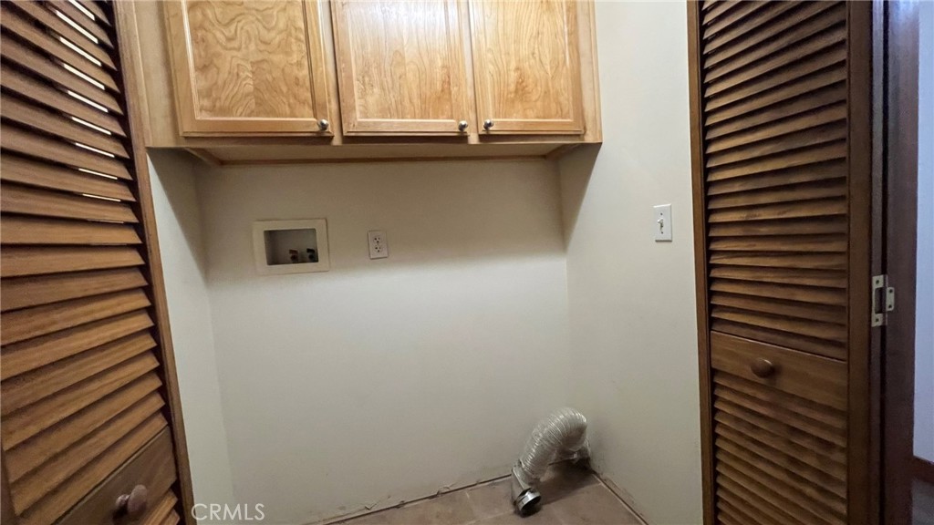 24861 Finhaut Drive Property Photo 27