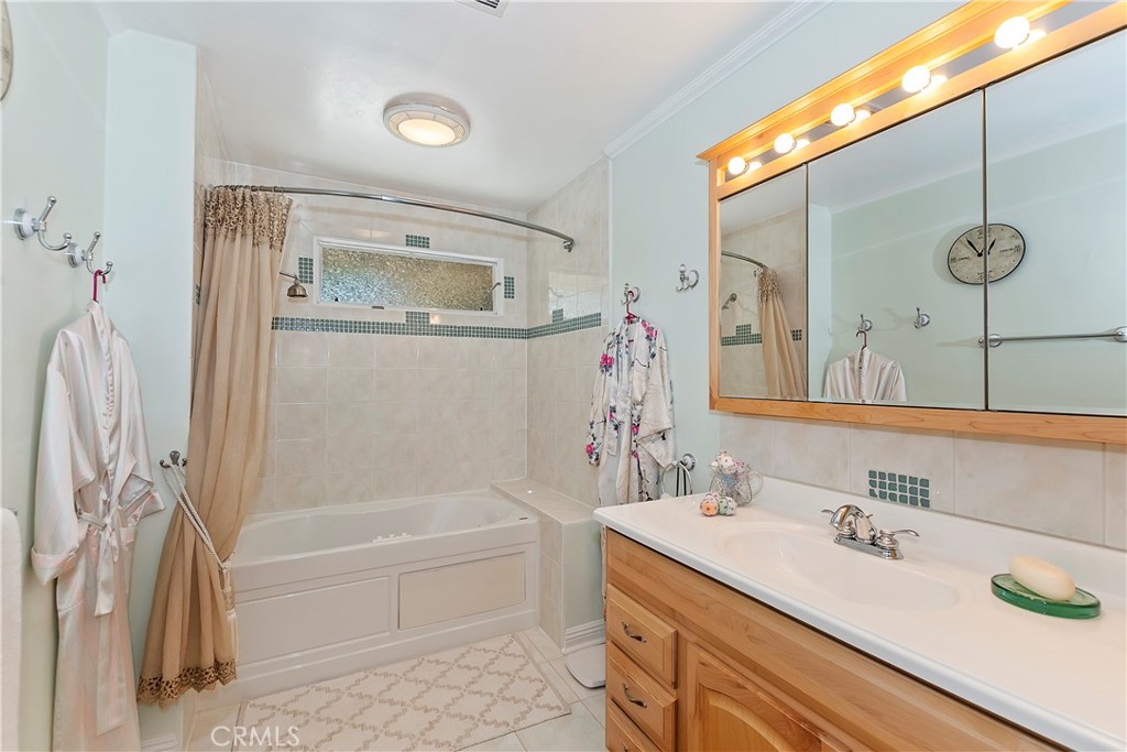 23167 Brookside Road Property Photo 20