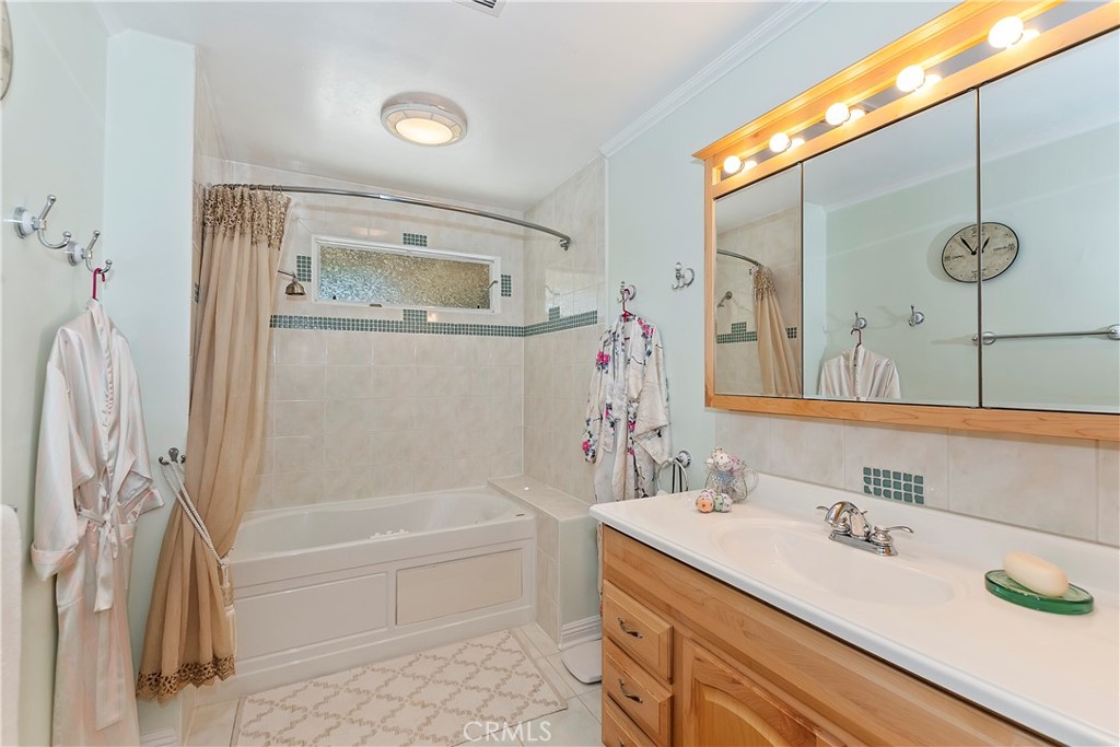 23167 Brookside Road Property Photo 24