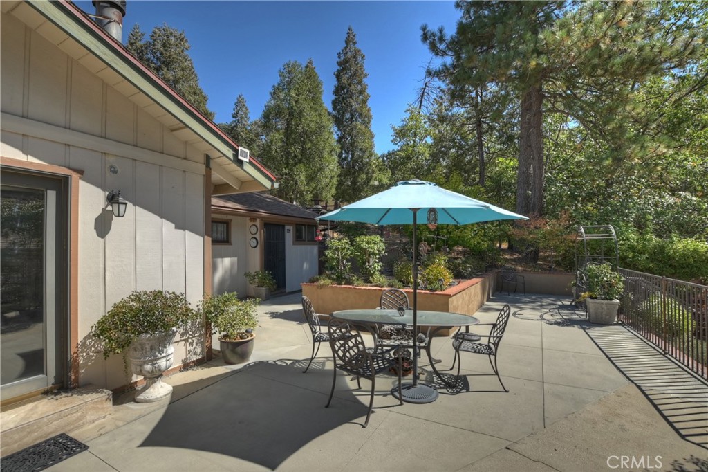 23167 Brookside Road Property Photo 32