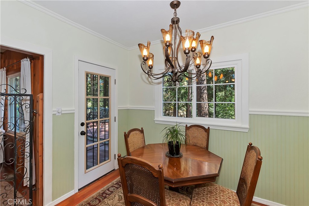 22911 Crest Forest Drive Property Photo 7