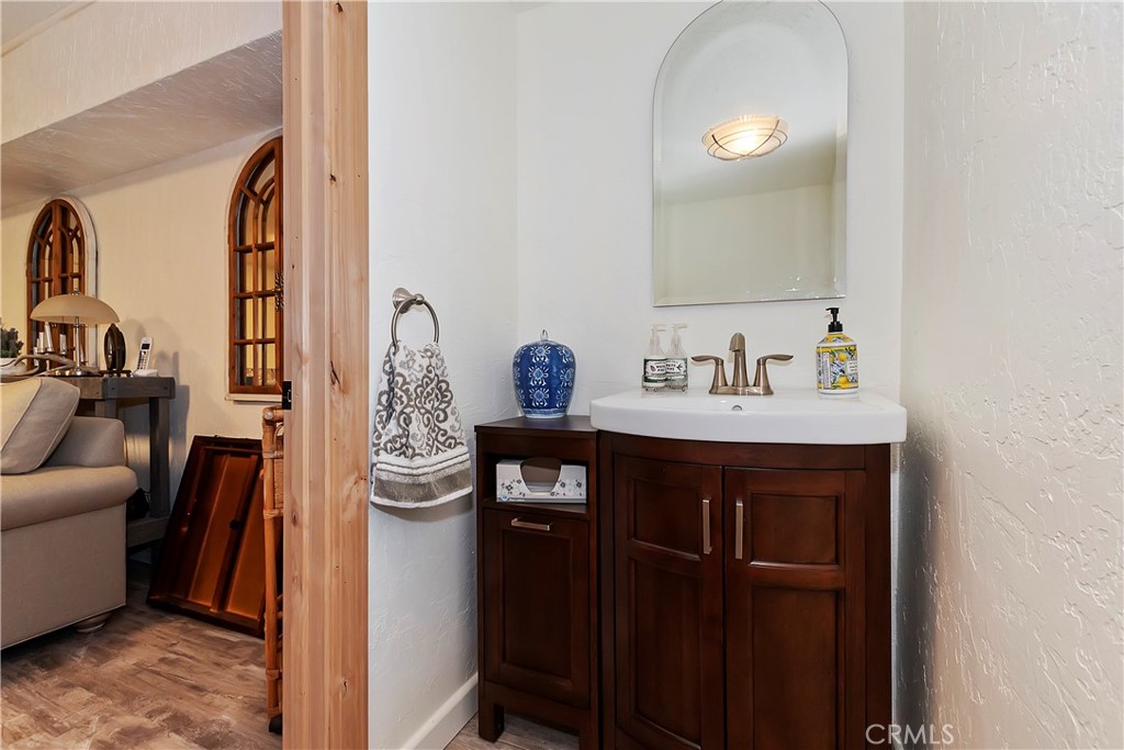 22911 Crest Forest Drive Property Photo 21